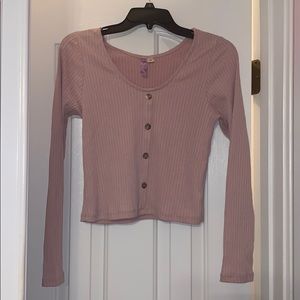 Long sleeve cropped shirt